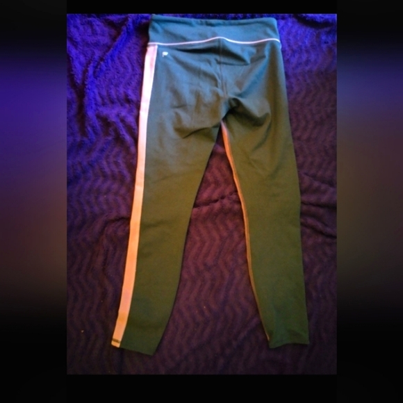 Fabletics Medium leggings - Picture 2 of 2